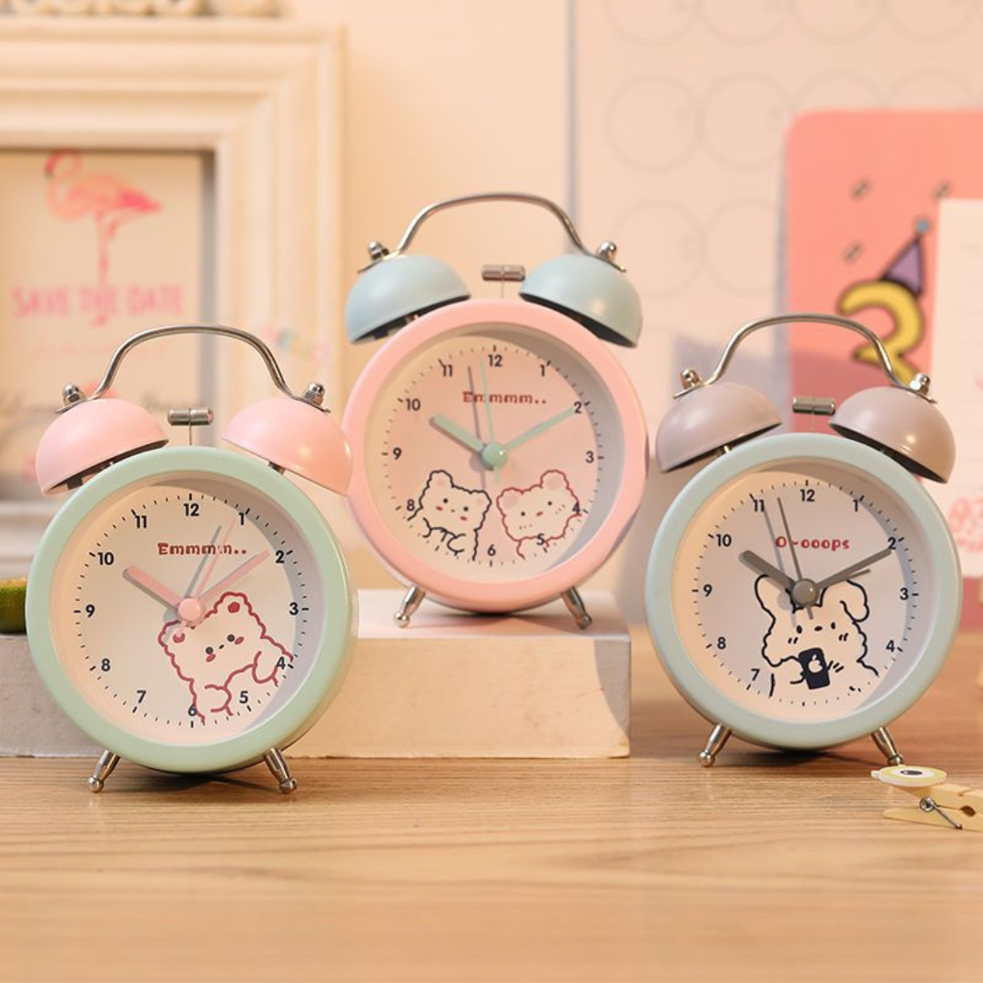 Silent Alarm Clock - Cute Desk Clock for Students and Dorms
