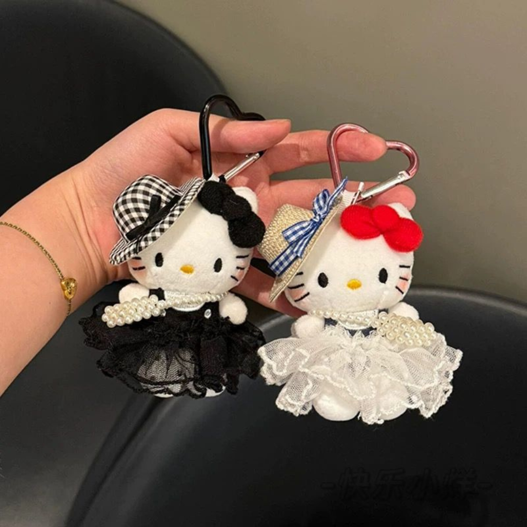 Hepburn-Inspired Kitty Cat Plush Keychain – Cute Travel Hat Bag Charm and Stuffed Doll Pendant