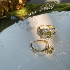 Vintage Olive Green Zircon Ring – Adjustable French Retro Style for Women