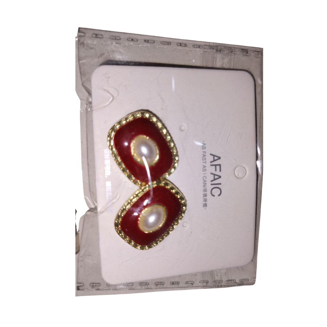 Pearl Stud Earrings Set - Unique Lightweight Luxury Design