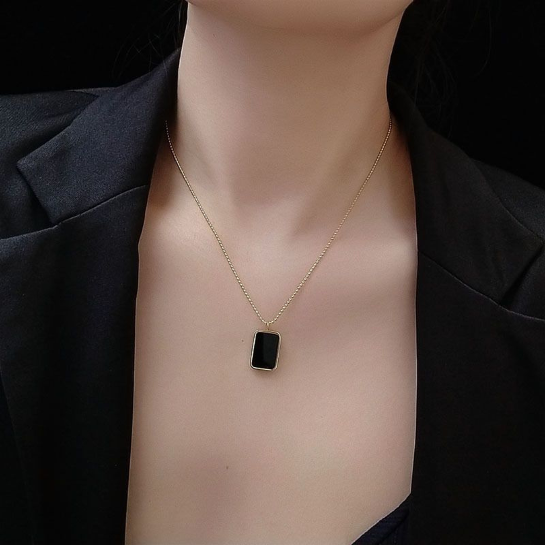 Titanium Steel Pendant Necklace – Elegant Minimalist Design for Women