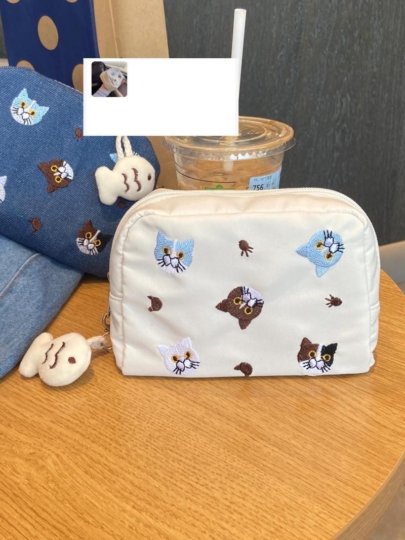 Cute Embroidered Cat Makeup Bag – Travel Pouch for Cosmetics, Period Essentials & Lipstick Storage