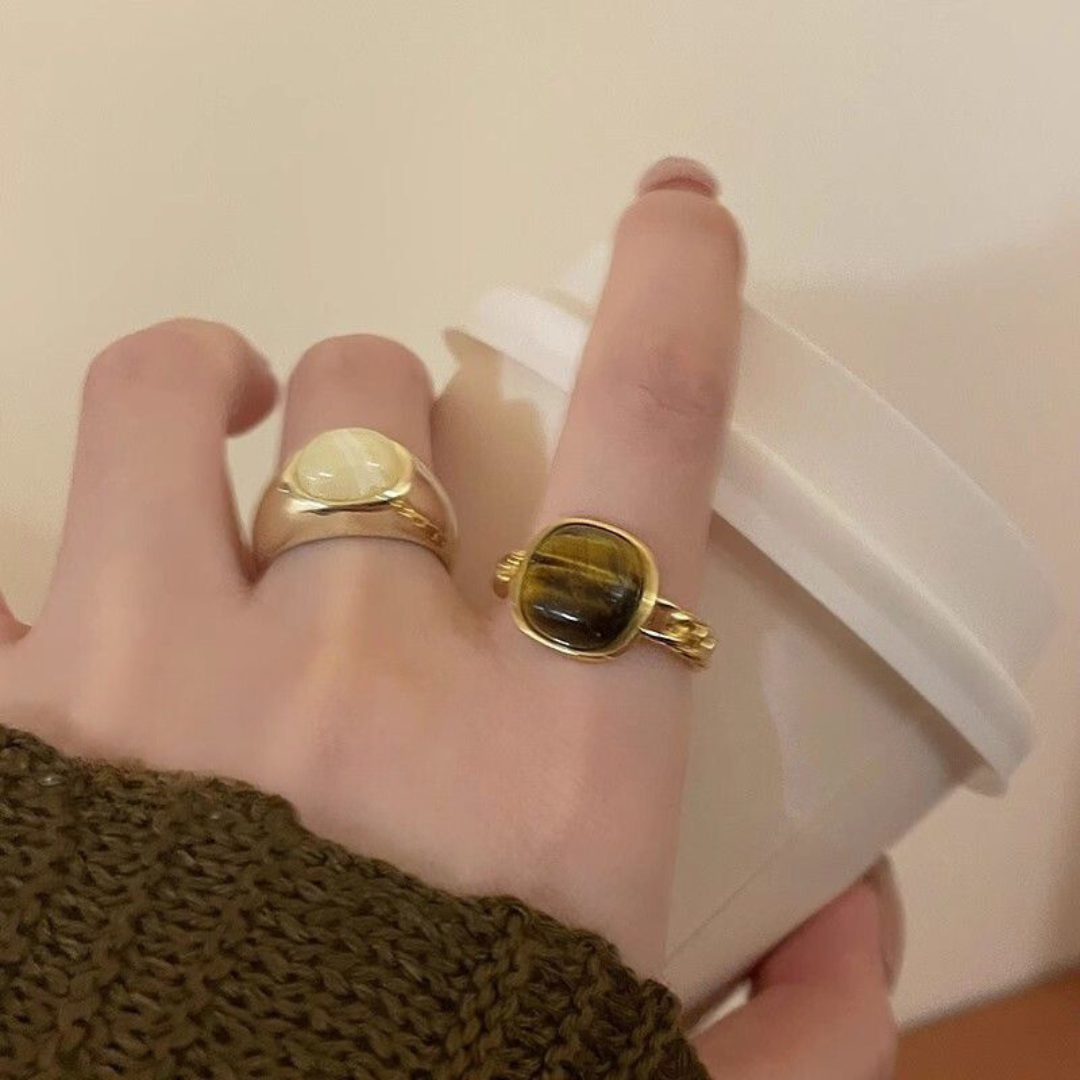 Natural Stone Open Ring for Women - Vintage Elegant, Fashionable Niche Design, Trendy Friendship Ring