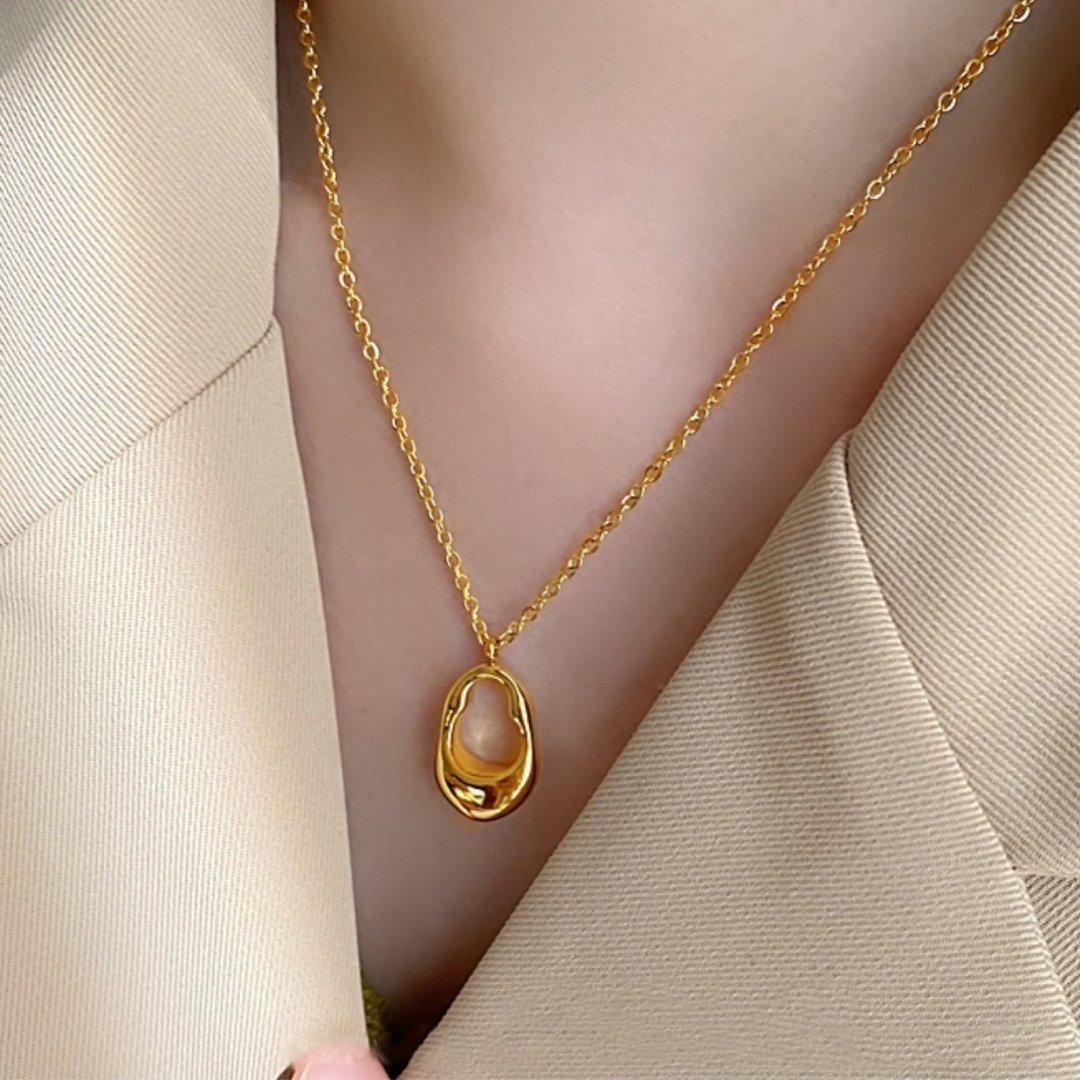 Minimalist Pearl & Plaid Teardrop Pendant Necklace Set
