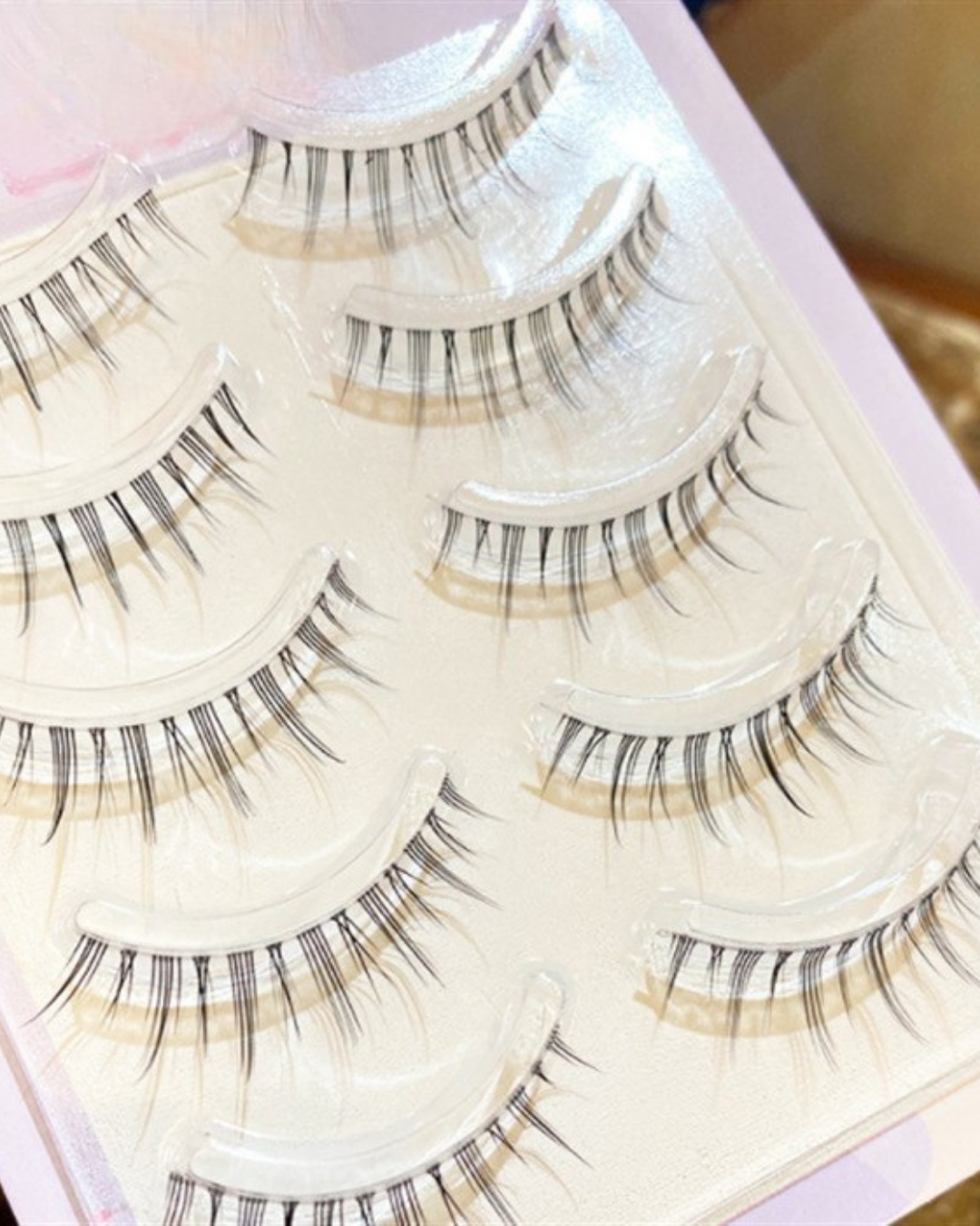 Natural False Eyelashes – A07 Transparent Band Anime Barbie Demon Style