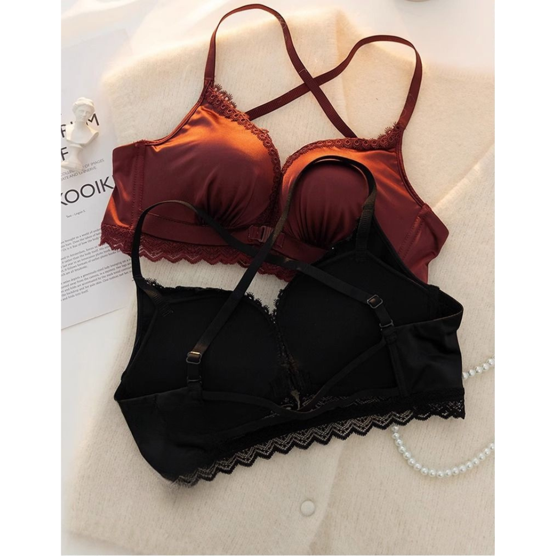 Front Closure Wireless Push-Up Bra – Thickened Padding, Beautiful Back Design
