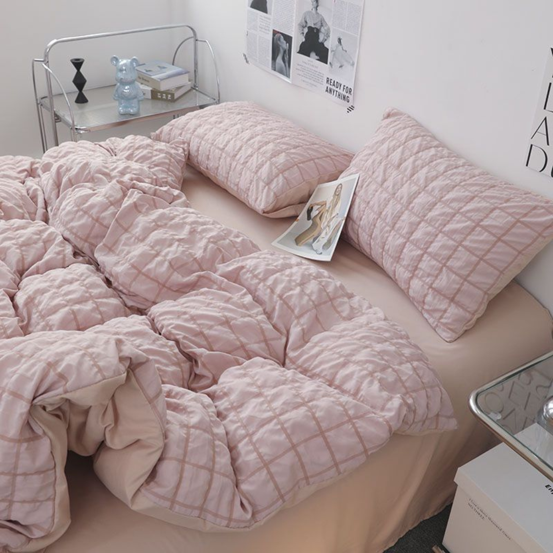 Korean Style Minimalist Lace Bedding Set – Ultra Soft 3/4 Piece Comforter Set for Dorm or Home