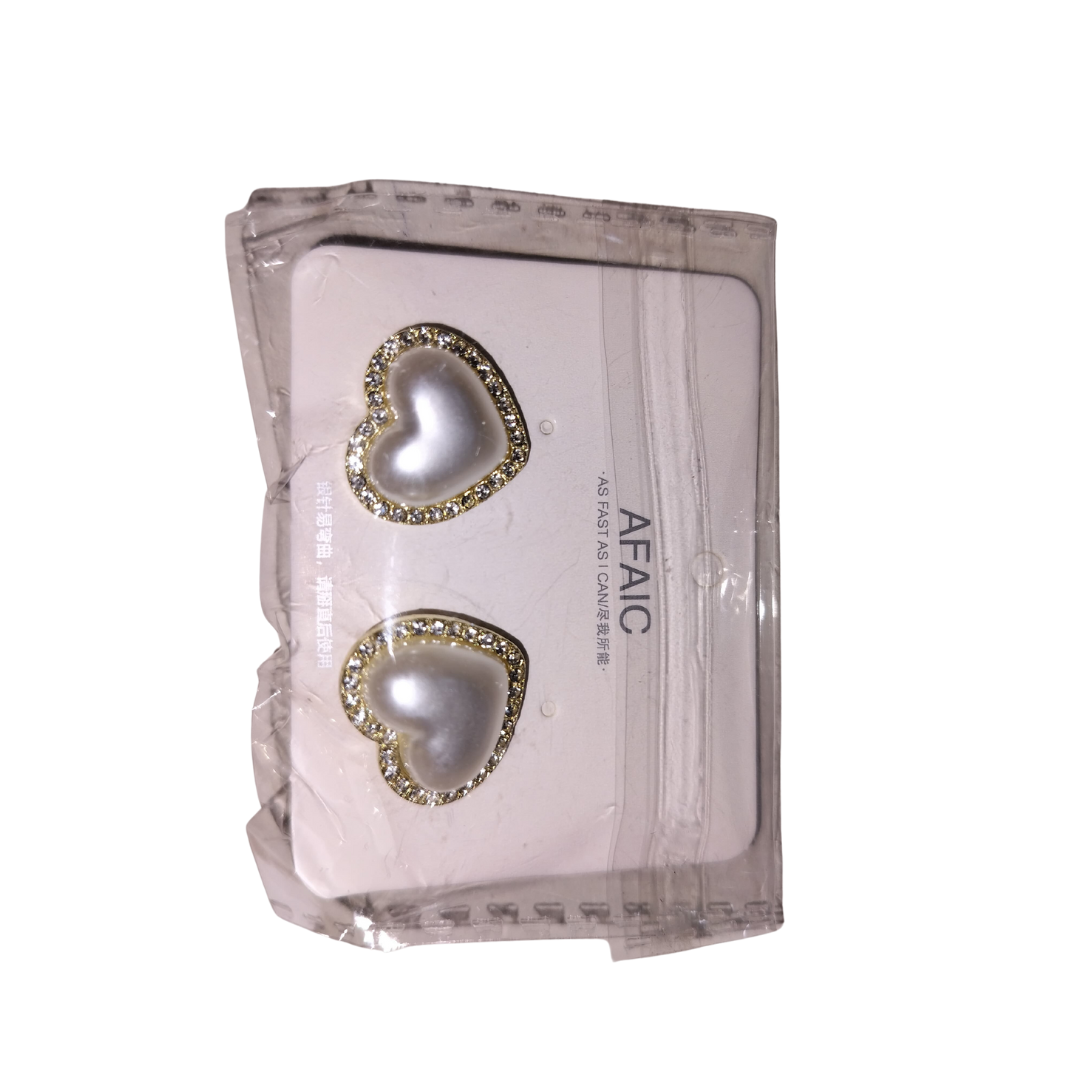 Pearl Stud Earrings Set - Unique Lightweight Luxury Design