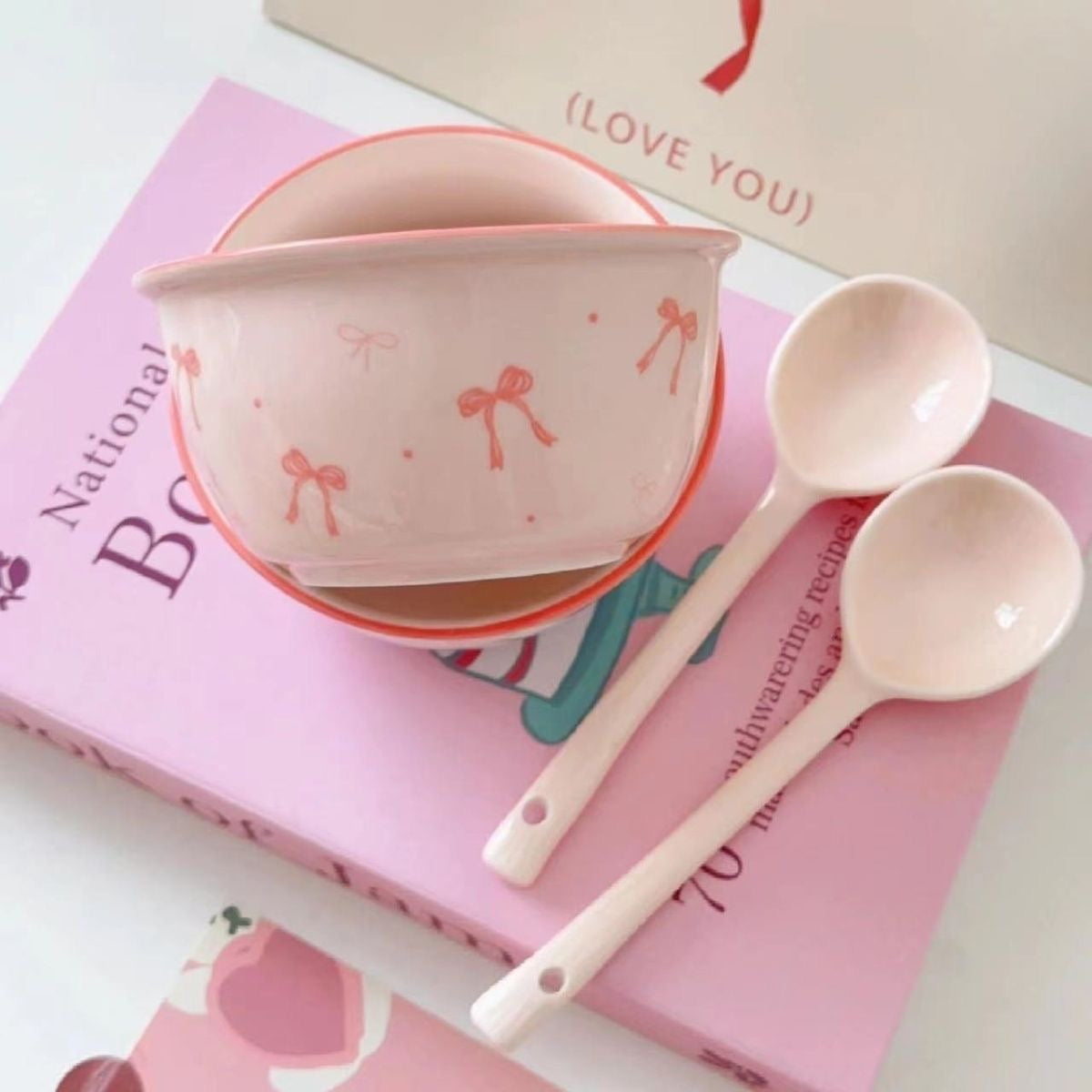 Bowknot Ceramic Bowl and Spoon Set with Under-Glaze Design – High-Quality, Cute Tableware for Meals and Desserts