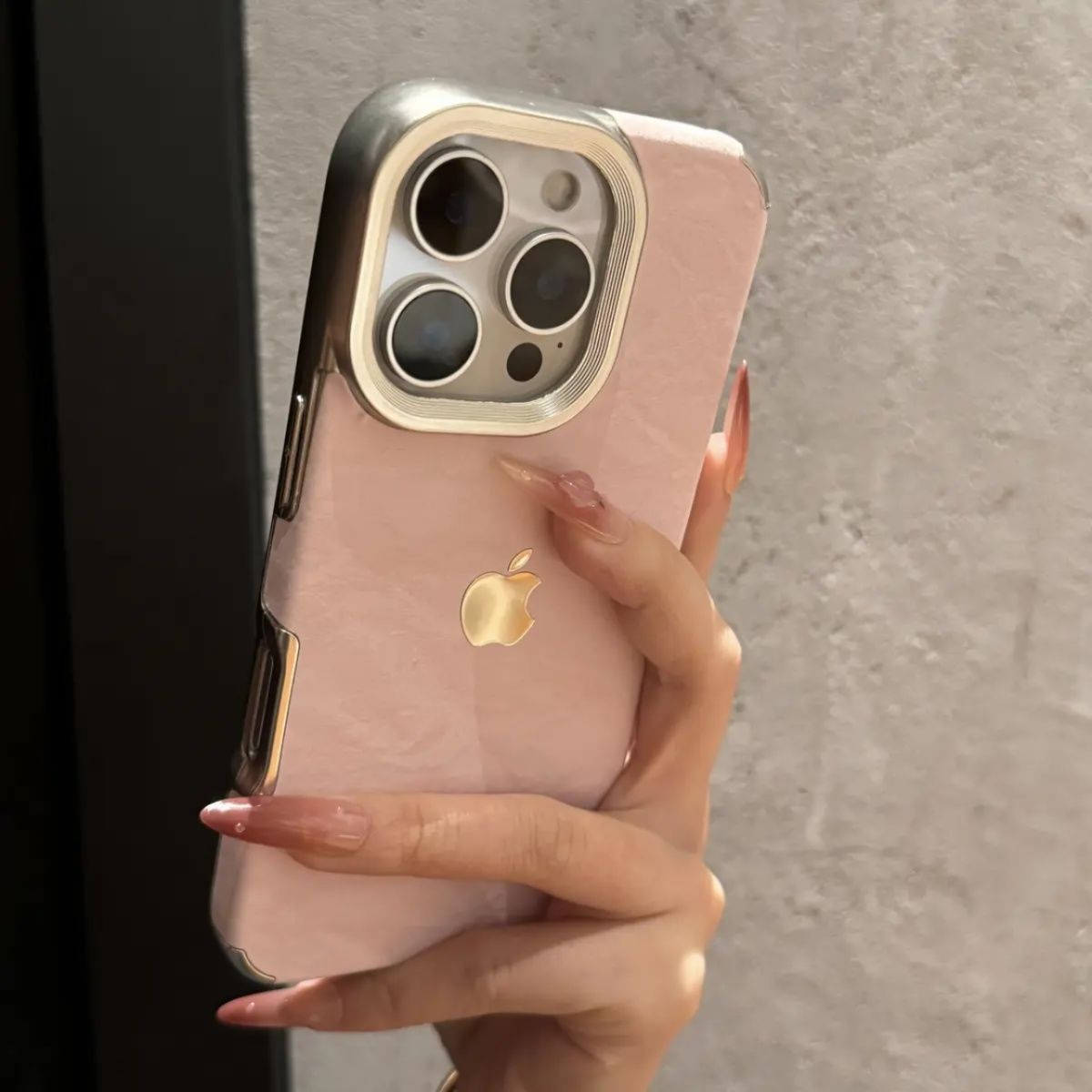 Electroplated Snow Velvet Phone Case – Soft & Stylish Protection