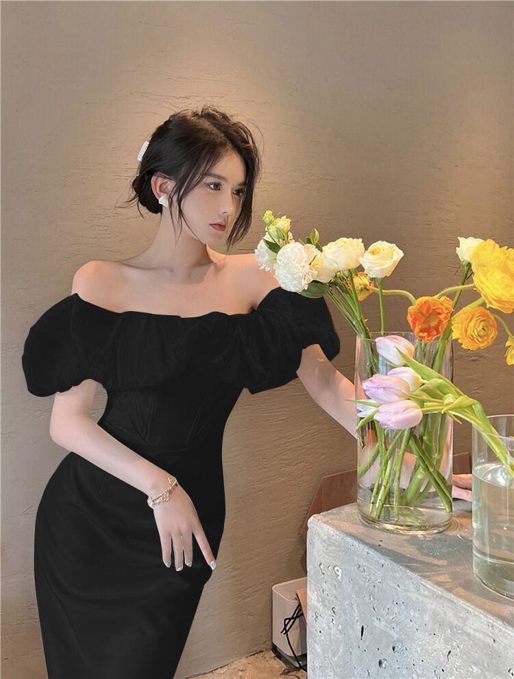 French elegant off-shoulder slim-fitting hip high-end seaside vacation dress