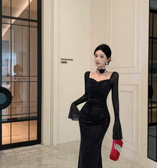 Elegant Bloom Waist-Cinching Floral Dress –Slim Fit