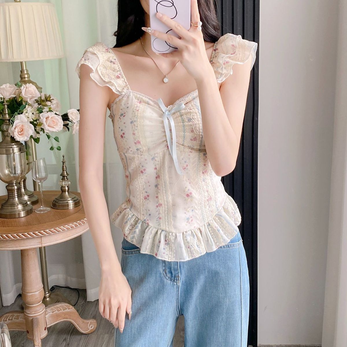 Sweet Style Ruffle Tie-Up Puff Sleeve Shirt –  Floral Square Neck Slim Camisole Top
