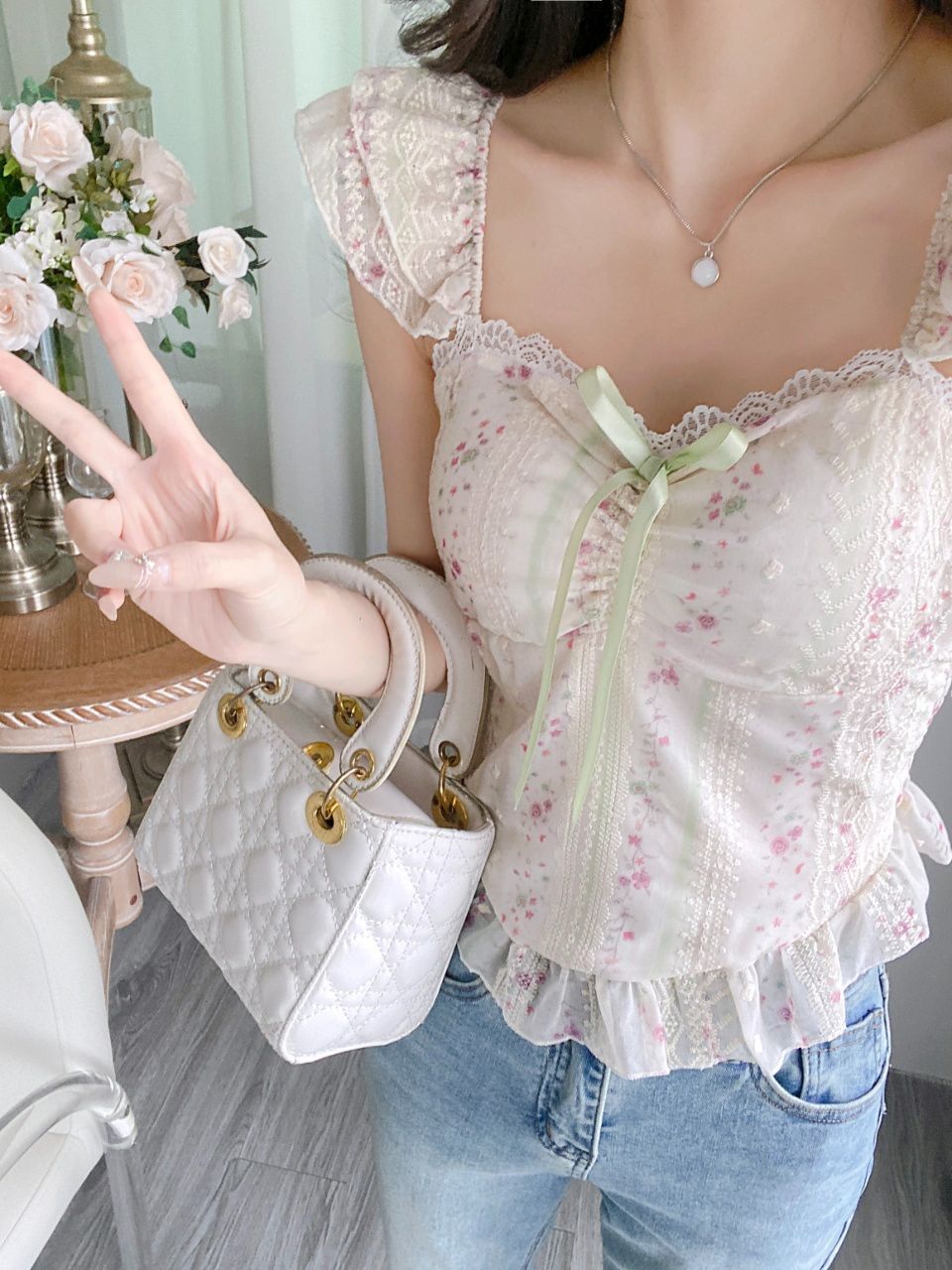 Sweet Style Ruffle Tie-Up Puff Sleeve Shirt –  Floral Square Neck Slim Camisole Top