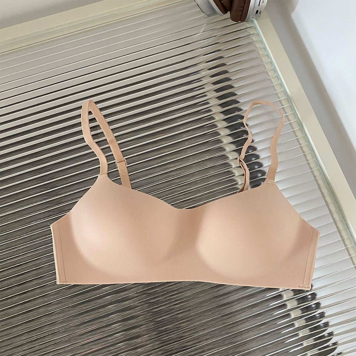 Seamless Wireless Bra for Women – Thin, Side-Support, No Steel Ring, Anti-Sag Small Cup Bra
