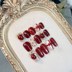 Handmade Christmas Apple Press-On Nails – Short High-End Nail Art Series