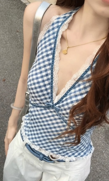 Korean Style Lace V-Neck Halter Camisole – Elegant Sleeveless Crop Blue Top