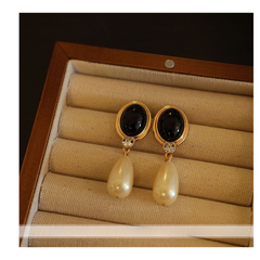 Zhong Chuxi-Inspired Luxury Black Marble Bead Mermaid Princess Hepburn Vintage Earrings.