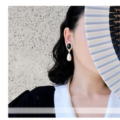 Zhong Chuxi-Inspired Luxury Black Marble Bead Mermaid Princess Hepburn Vintage Earrings.