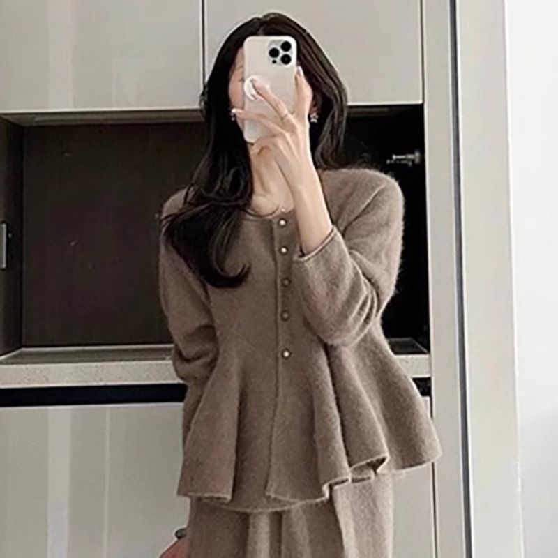 Petite Two-Piece Knit Sweater & Skirt Set