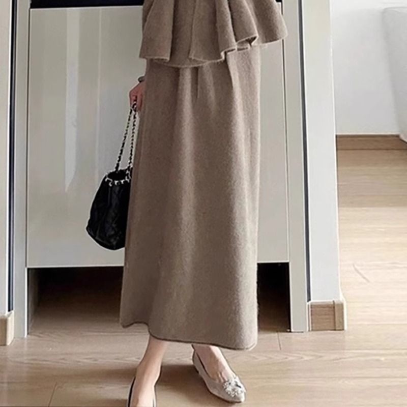 Petite Two-Piece Knit Sweater & Skirt Set