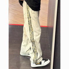 American High-Street Retro Heavy Sweatpants - Straight-Leg Sports Casual Pants with Camo Stripe & White Floral Design