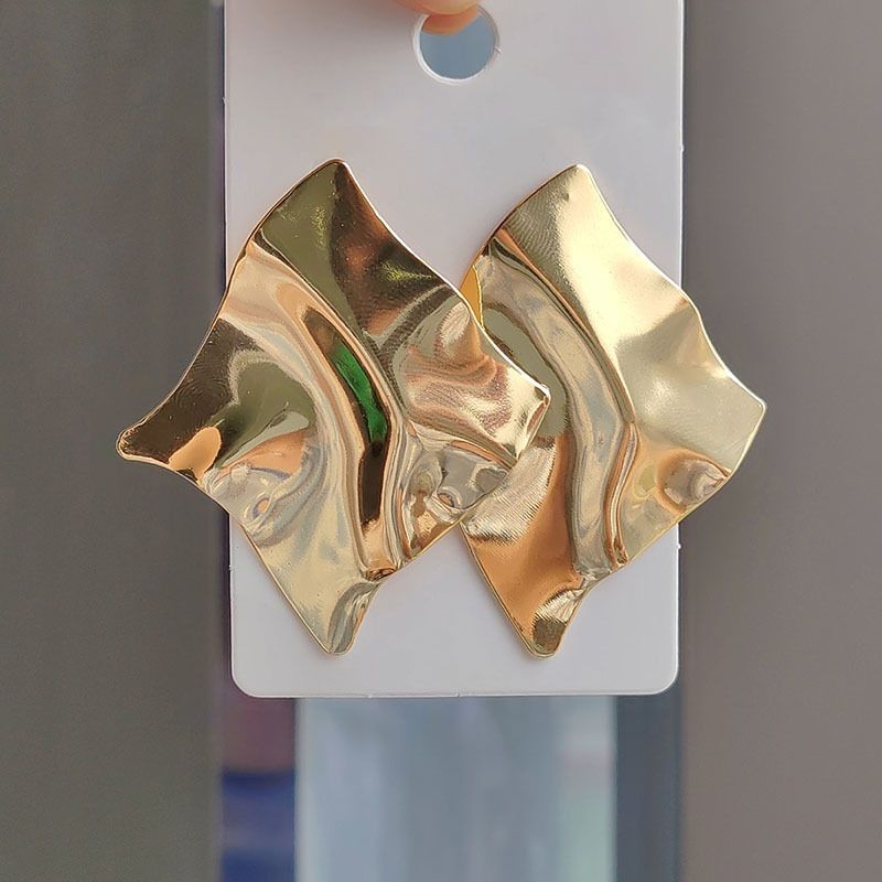 Real Gold-Plated Geometric Earrings for Women – Minimalist Chic Studs with Elegant Style