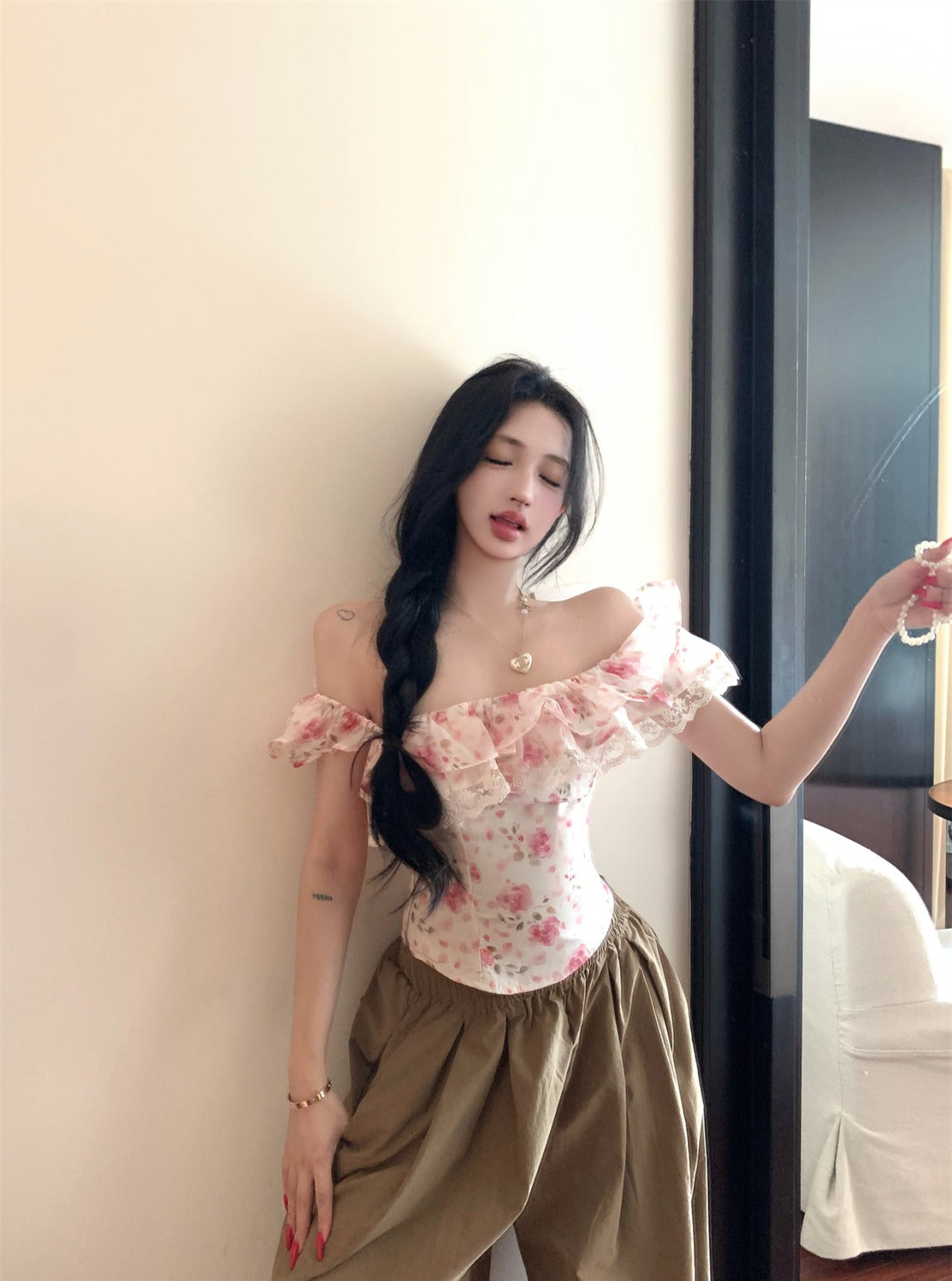 Floral Off-Shoulder Ruffle Blouse – Lace Trim Slim Fit Feminine Top